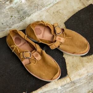 Sundance SATORISAN SZ 39 (US 8) Benirras Microperforated Peanut NEW $190 Unisex